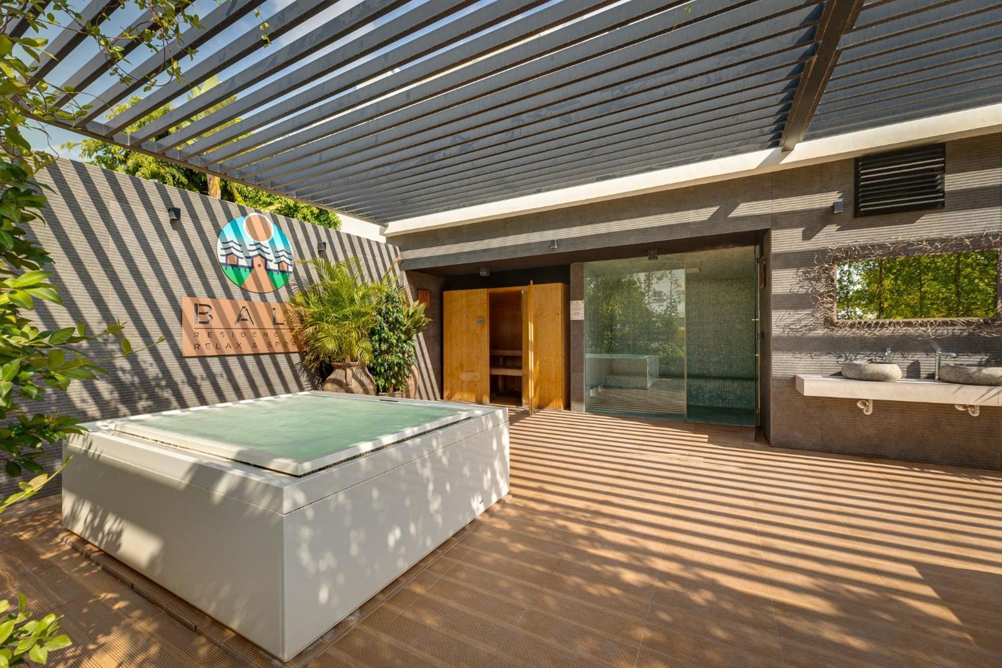 Apartment Laura Residence Bali อาลิกันเต ภายนอก รูปภาพ