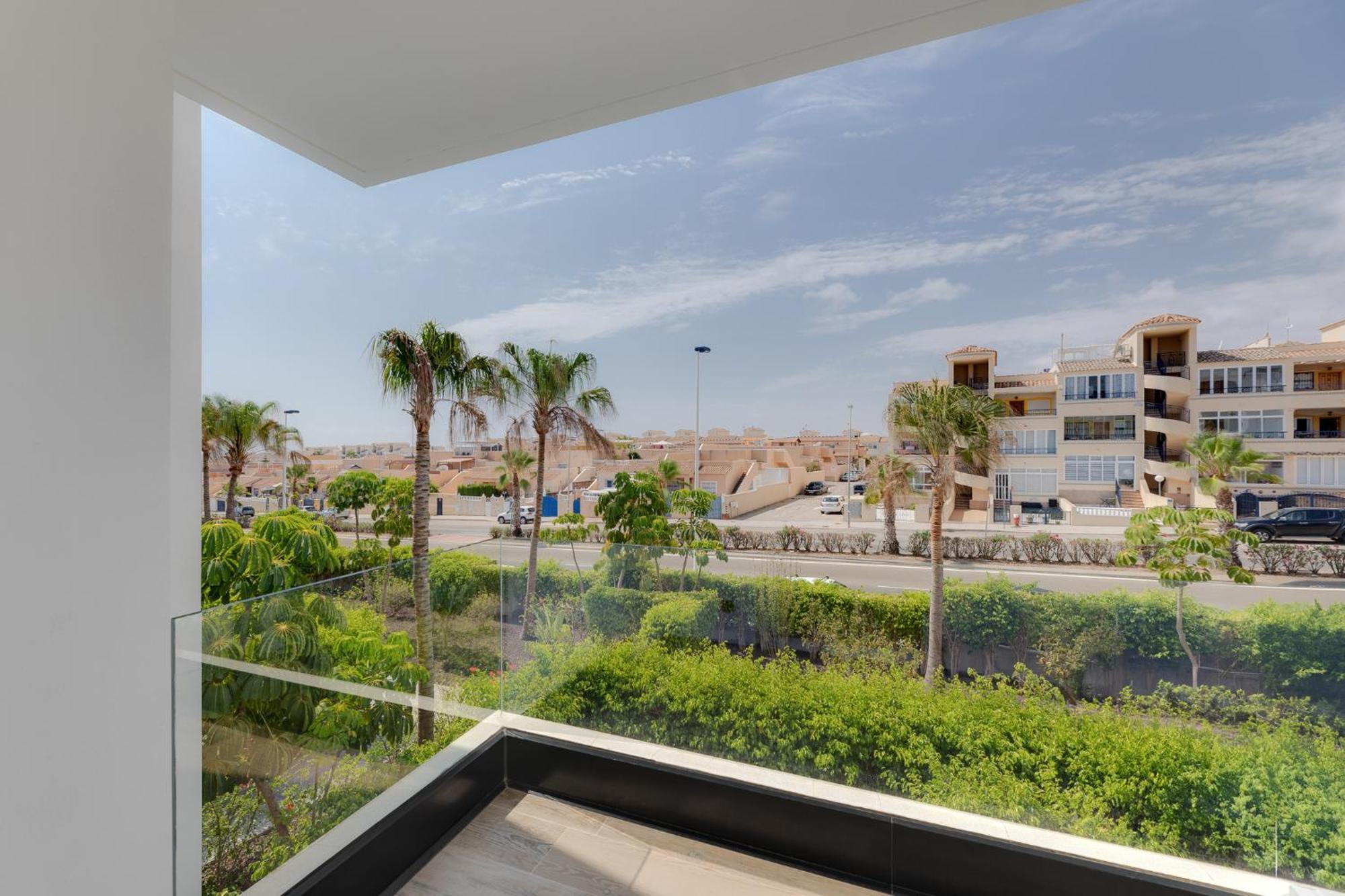 Apartment Laura Residence Bali อาลิกันเต ภายนอก รูปภาพ
