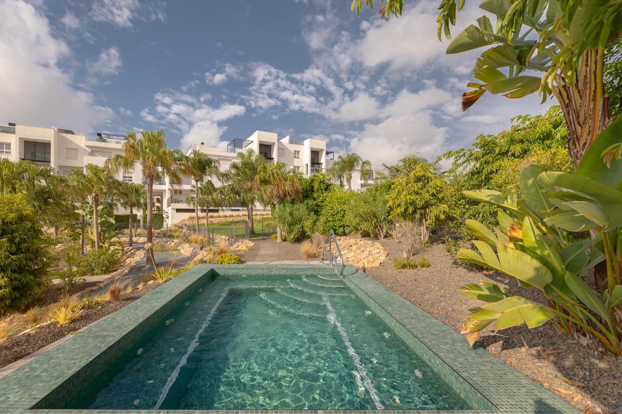 Apartment Laura Residence Bali อาลิกันเต ภายนอก รูปภาพ
